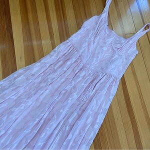 Elegant Pink Sleeveless Dress